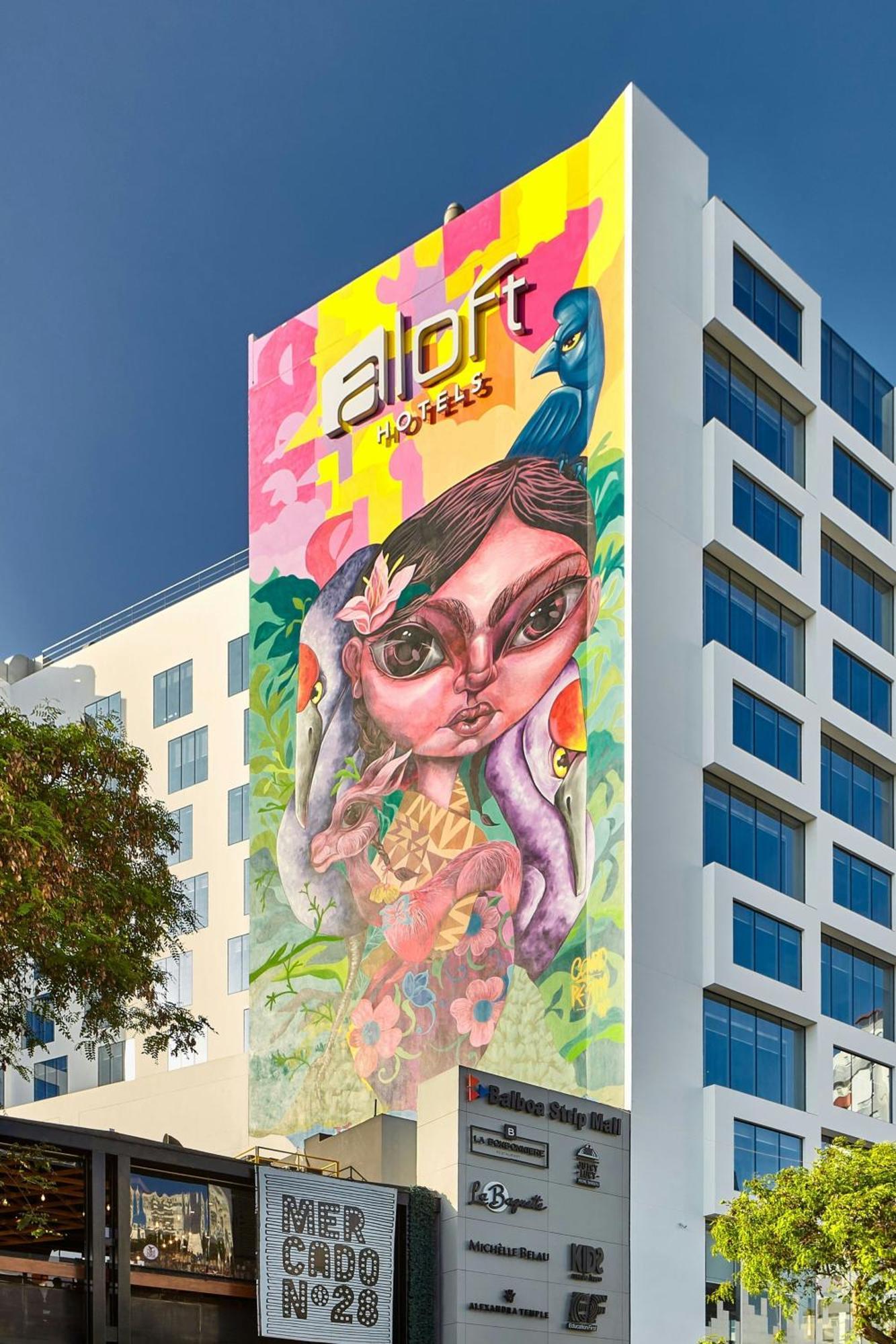 Aloft Miraflores Hotel