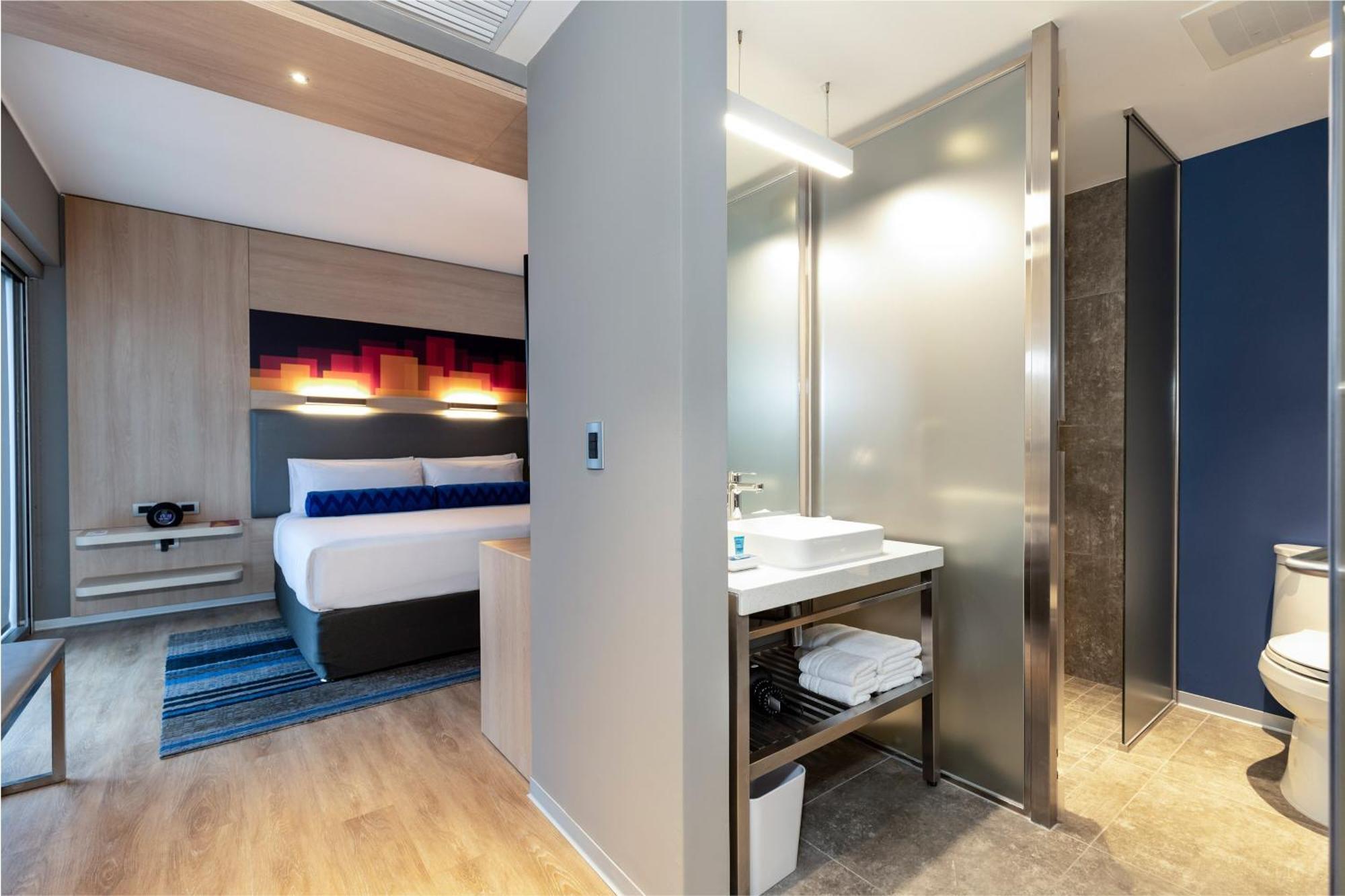 Hotel Aloft Miraflores 4*
